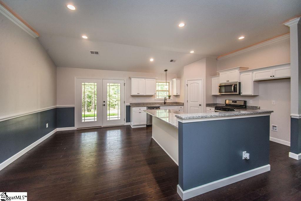 567 Foster Place Drive Inman, SC 29349 - Photo 8 of 33