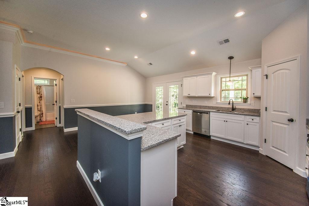 567 Foster Place Drive Inman, SC 29349 - Photo 9 of 33