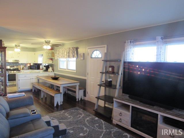 2415 Saltzman Road New Harmony, IN 47631 - Photo 7 of 36 Gallery Image 7