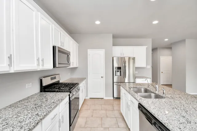 $2,500 | 13967 Leigh Lake Lane, Conroe, TX 77384