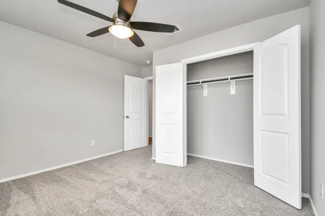 $2,500 | 13967 Leigh Lake Lane, Conroe, TX 77384