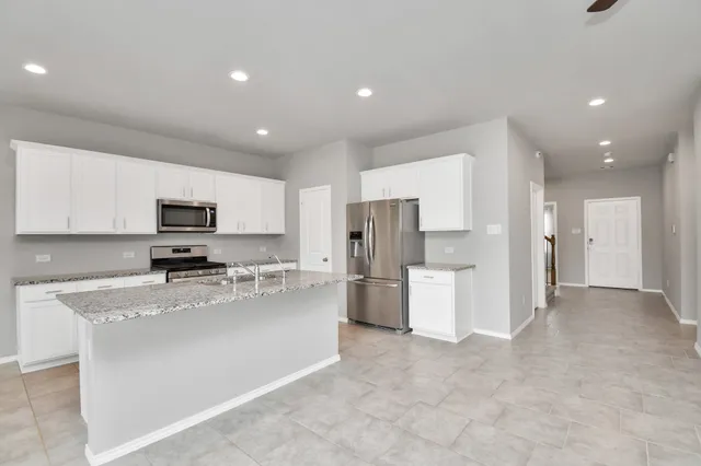 $2,500 | 13967 Leigh Lake Lane, Conroe, TX 77384