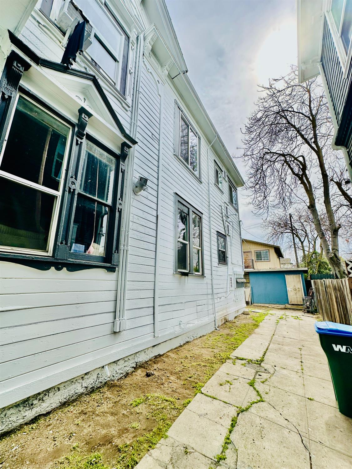 438 East Magnolia Street Stockton, CA 95202 - Photo 8 of 10 a view of building along with street