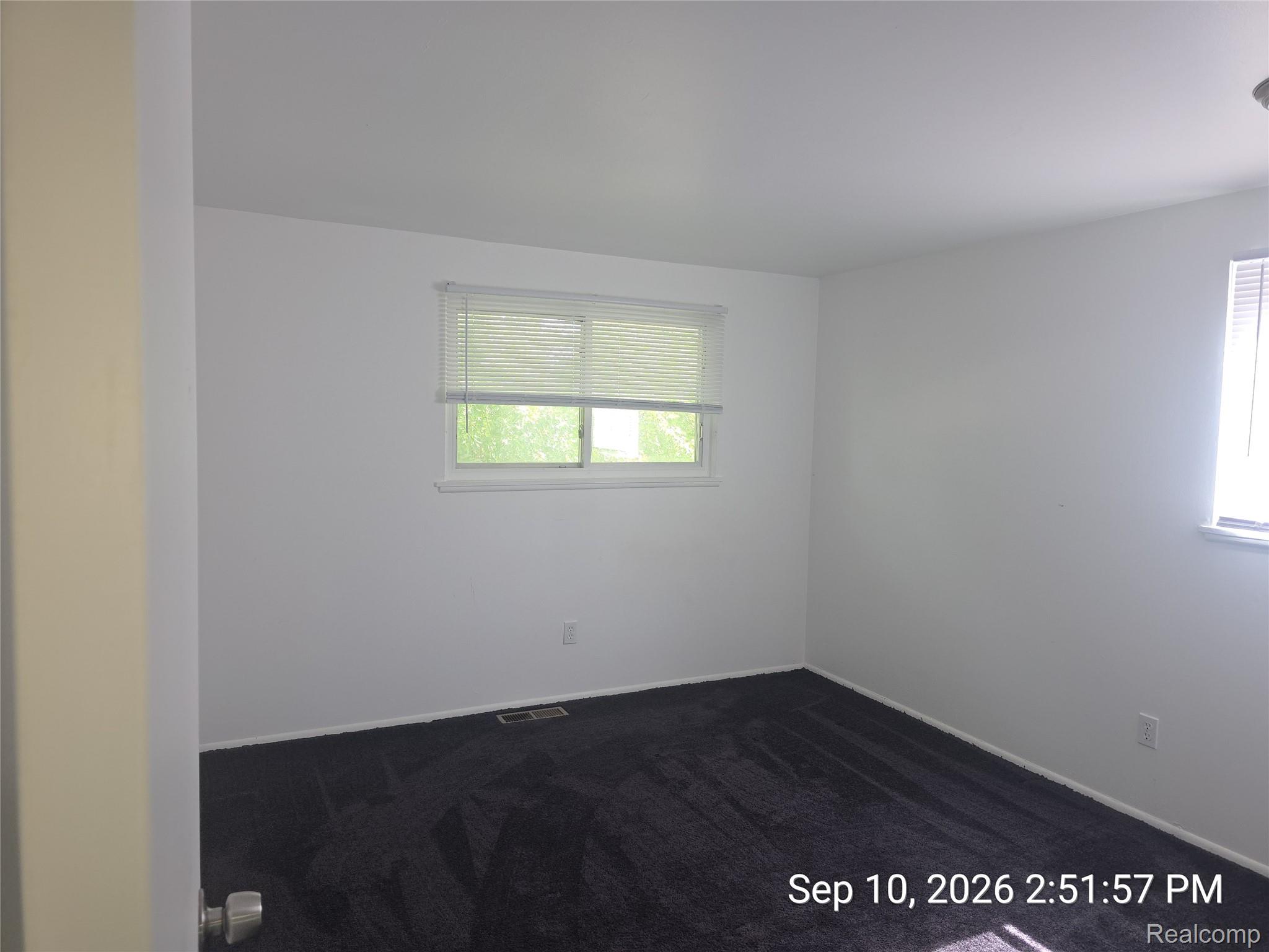 4882 Southfield Road Dearborn Heights, MI 48125 - Photo 13 of 15 Additional content