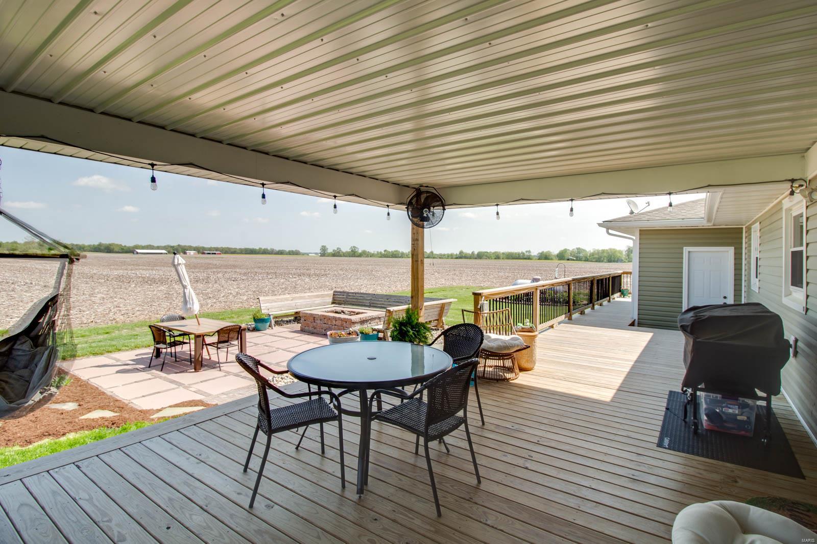 5607 Seiler Road Dorsey, IL 62021 - Photo 11 of 35