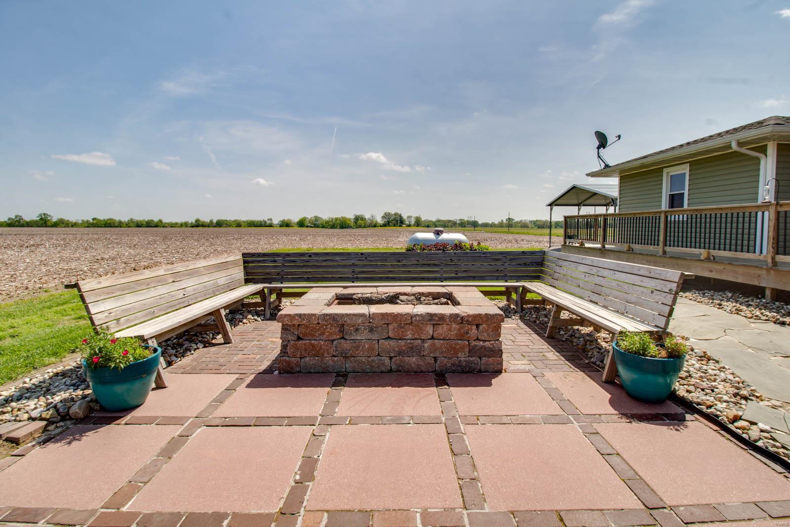 5607 Seiler Road Dorsey, IL 62021 - Photo 12 of 35
