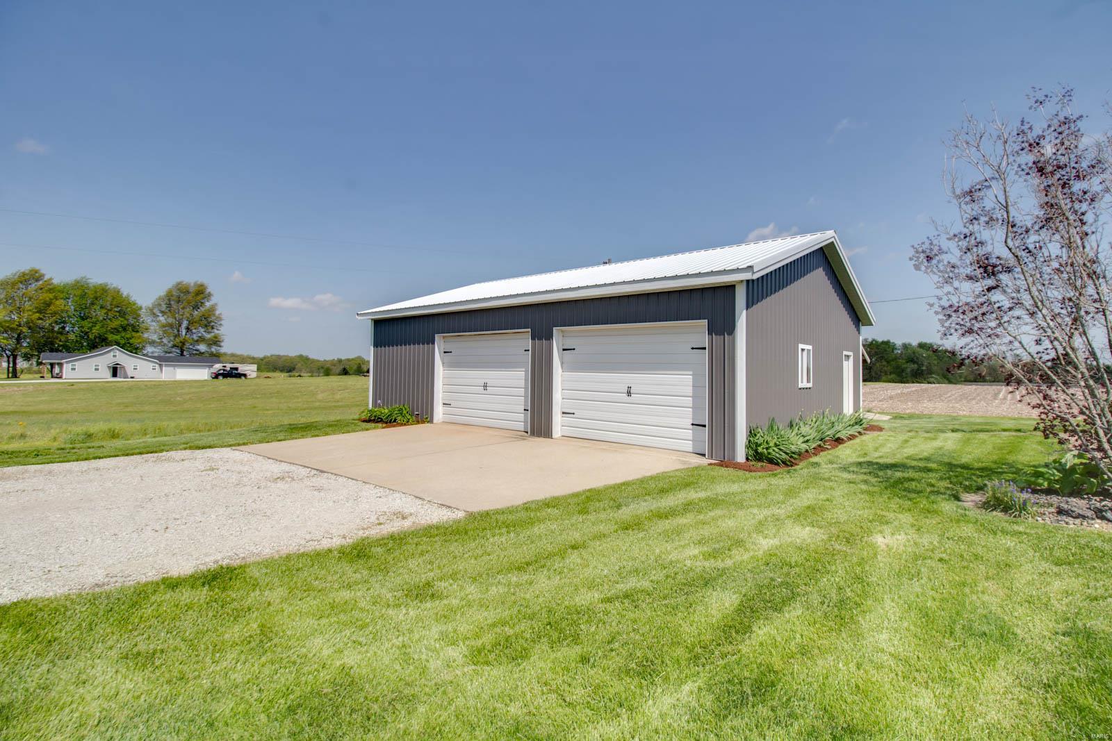 5607 Seiler Road Dorsey, IL 62021 - Photo 10 of 35