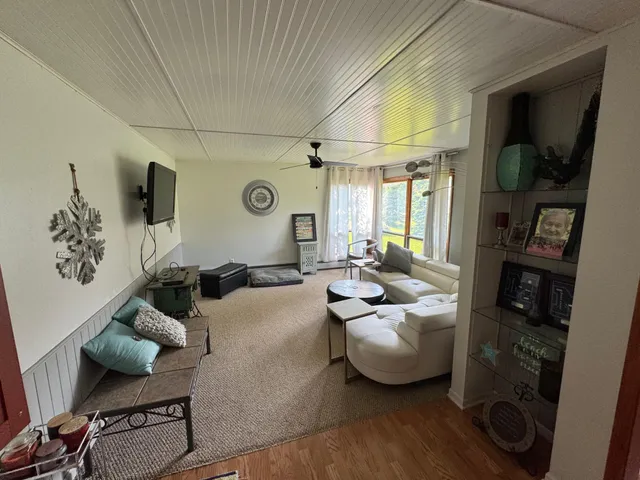 $199,900 | 518 Main Street West, Kelliher, MN 56650