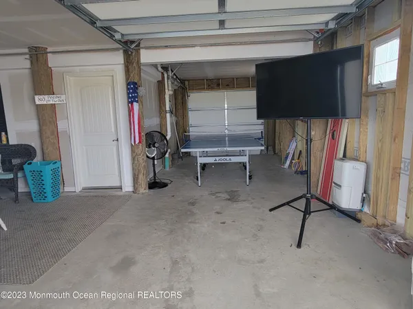 a view of a storage & utility room