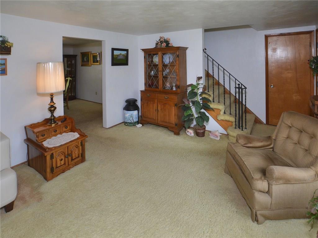 451 Utopia Apollo, PA 15613 - Photo 7 of 25 Gallery Image 7