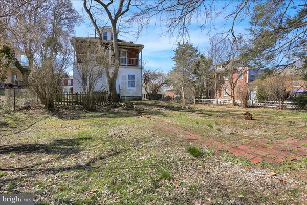 $2,500 | 115 Crestmont Street, Reading, PA 19611