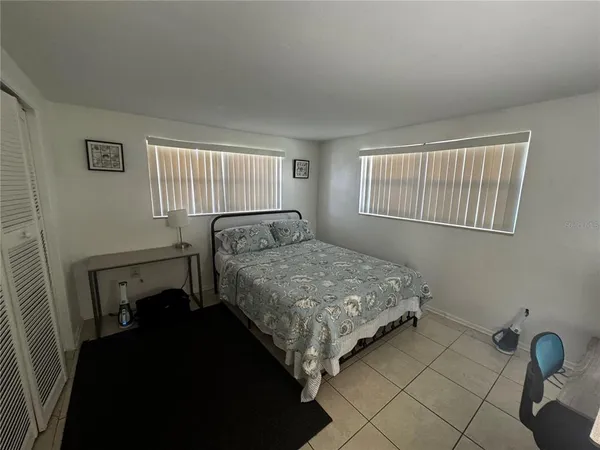 $2,100 | 1717 Colleen Street, Sarasota, FL 34231