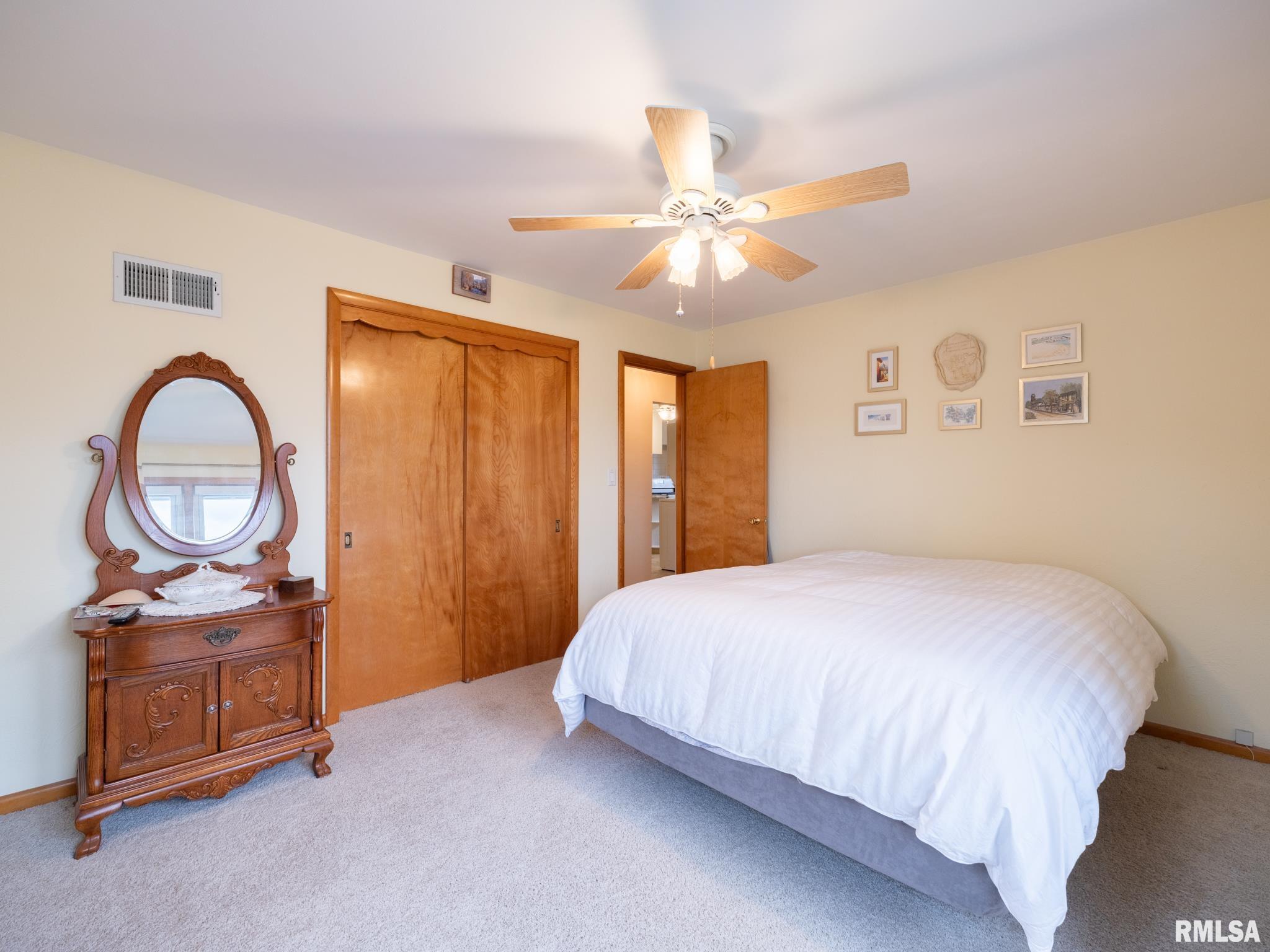 1506 Anna Road Pekin, IL 61554 - Photo 11 of 32