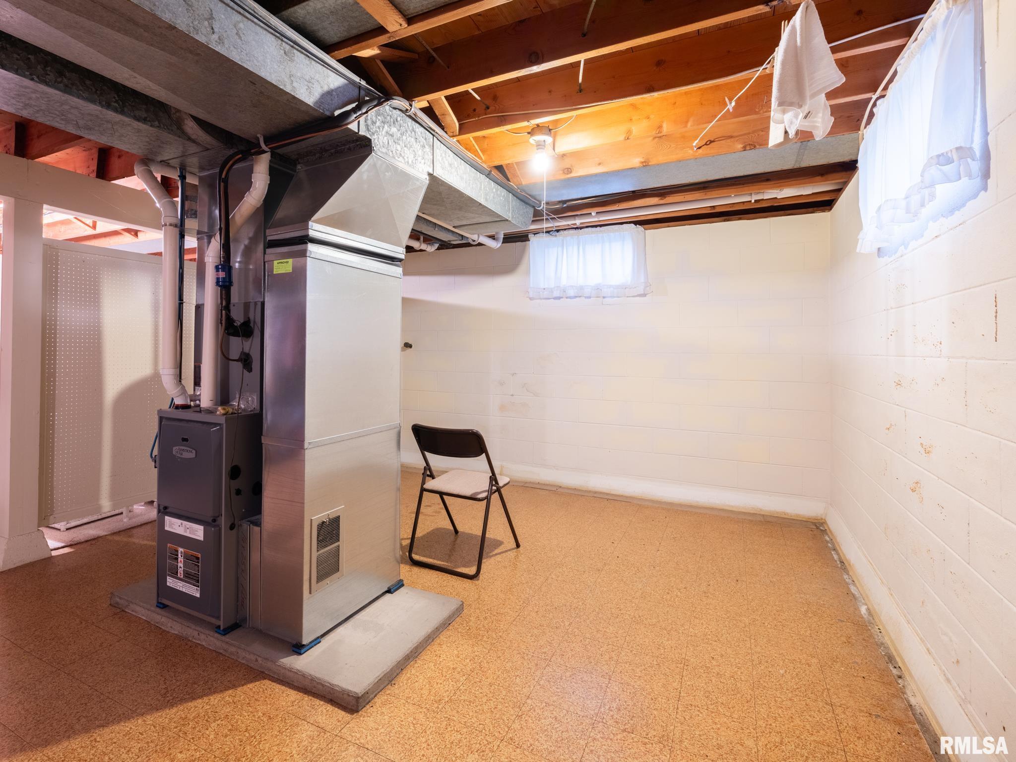 1506 Anna Road Pekin, IL 61554 - Photo 24 of 32