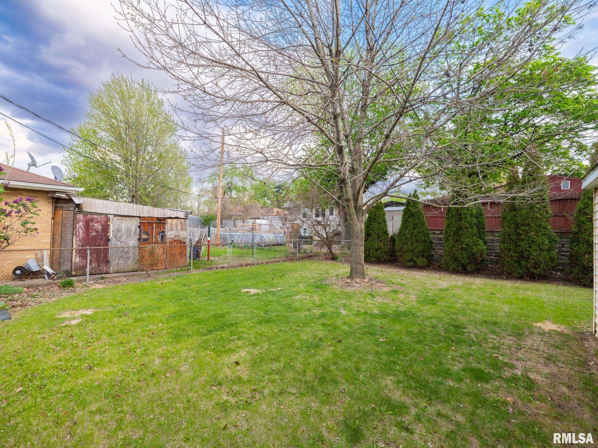 1506 Anna Road Pekin, IL 61554 - Photo 26 of 32