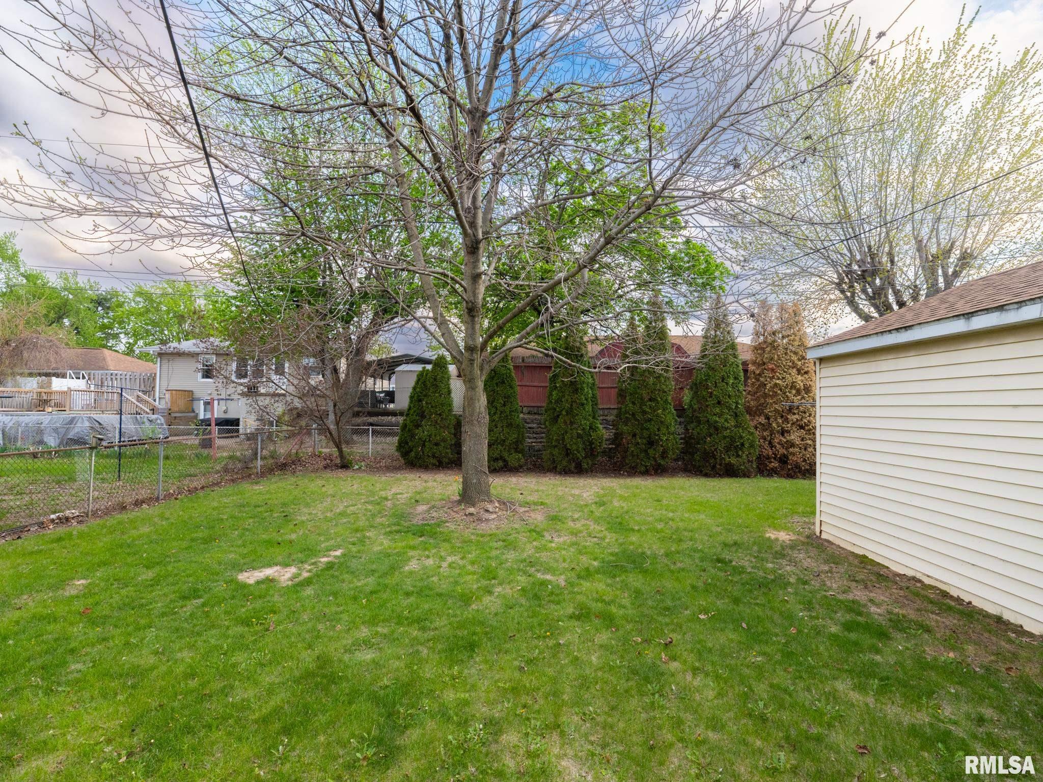 1506 Anna Road Pekin, IL 61554 - Photo 27 of 32