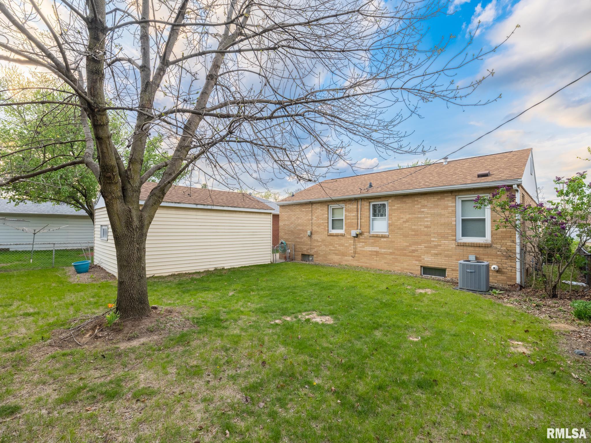 1506 Anna Road Pekin, IL 61554 - Photo 29 of 32