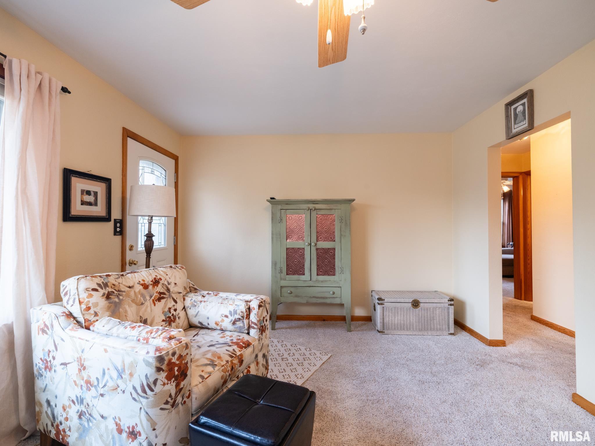 1506 Anna Road Pekin, IL 61554 - Photo 6 of 32