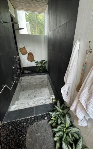 $598,900 | 5706 Dyer Drive, Alexandria, LA 71302