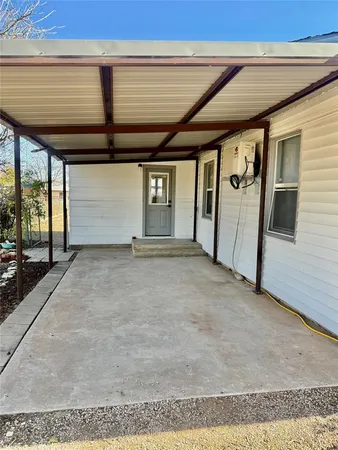 $129,000 | 1541 McCarty, Aspermont, TX 79502