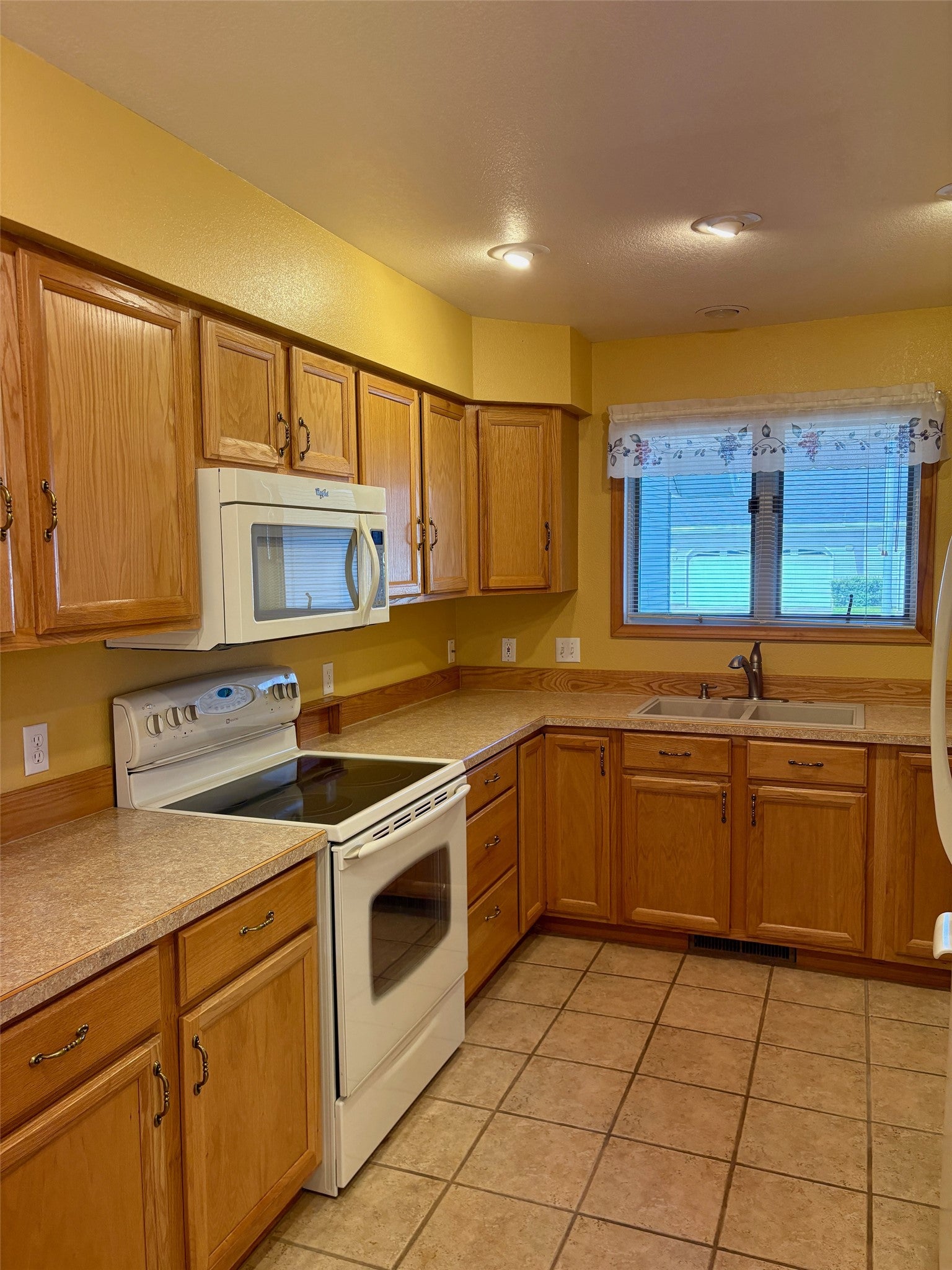 206 Aspen Loop Butte, MT 59701 - Photo 10 of 37 Gallery Image 10