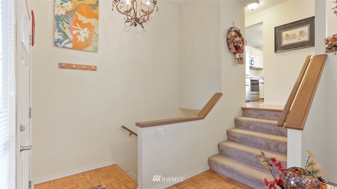 4202 Northeast 1st Place Renton, WA 98059 - Photo 18 of 28