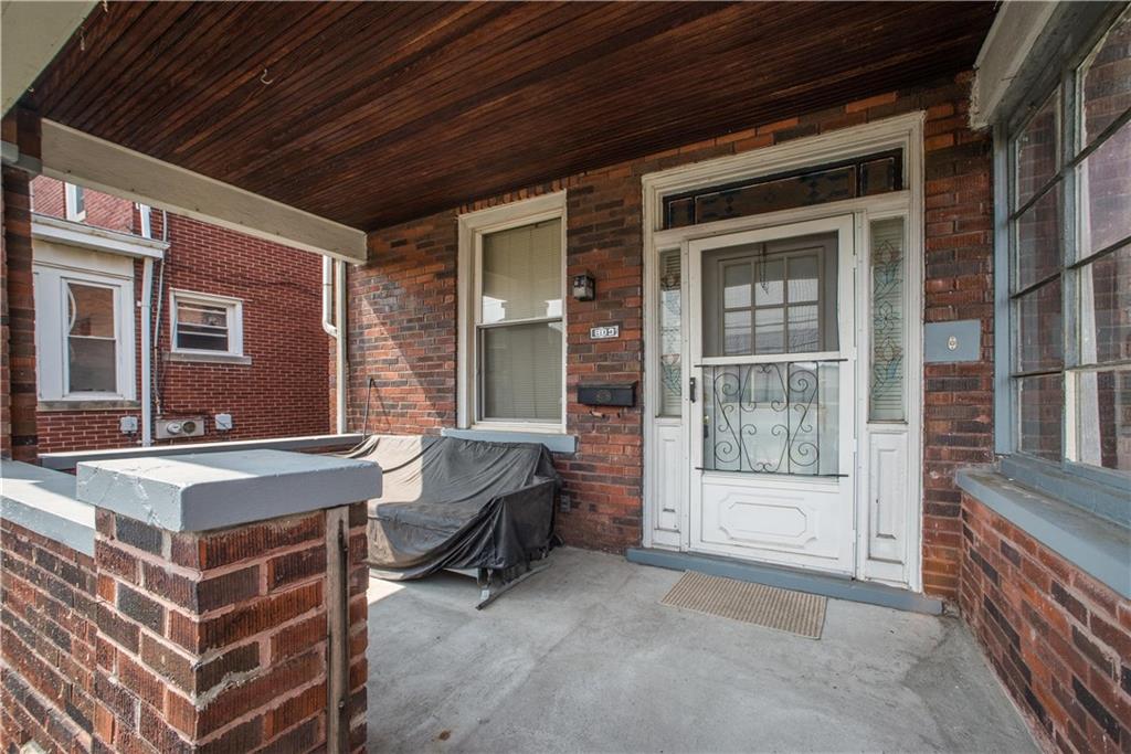 809 Liberty Street McKees Rocks, PA 15136 - Photo 4 of 18