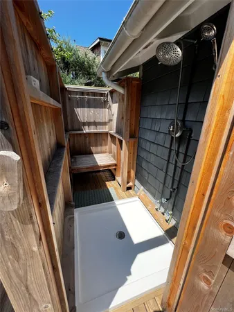 $11,000 | 696 Ocean Breeze Walk, Ocean Beach, NY 11770