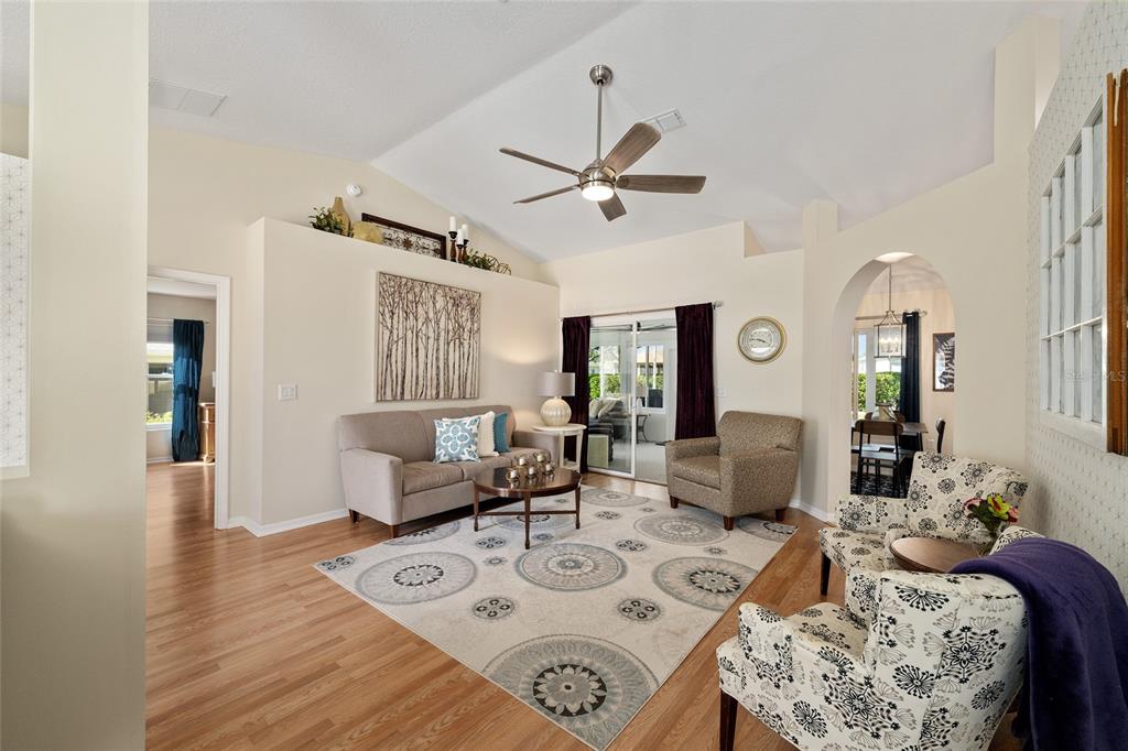 9037 Southeast 136th Loop Summerfield, FL 34491 - Photo 11 of 75