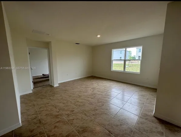 $2,500 | 3902 Resting Robin Avenue, Bartow, FL 33830