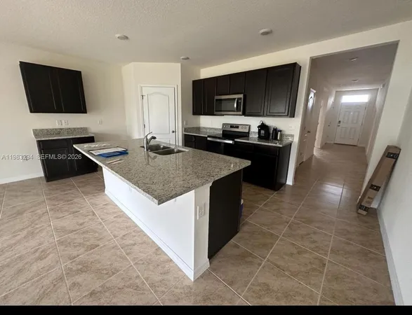 $2,500 | 3902 Resting Robin Avenue, Bartow, FL 33830