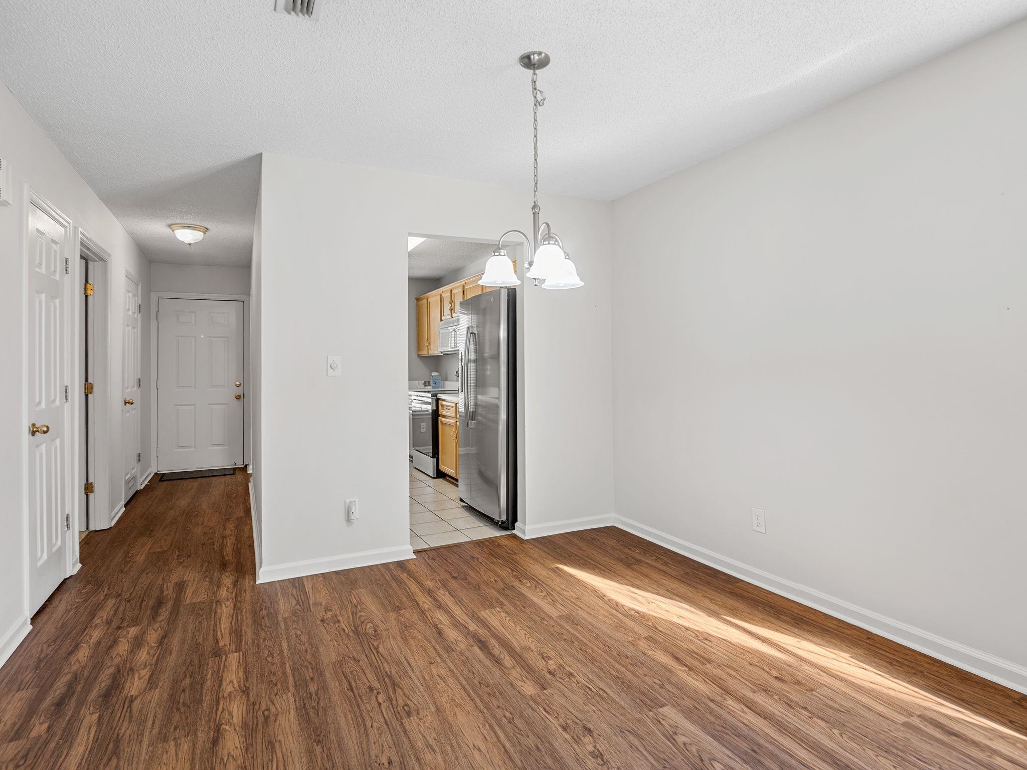 1129 Webber Way Spartanburg, SC 29307 - Photo 12 of 32