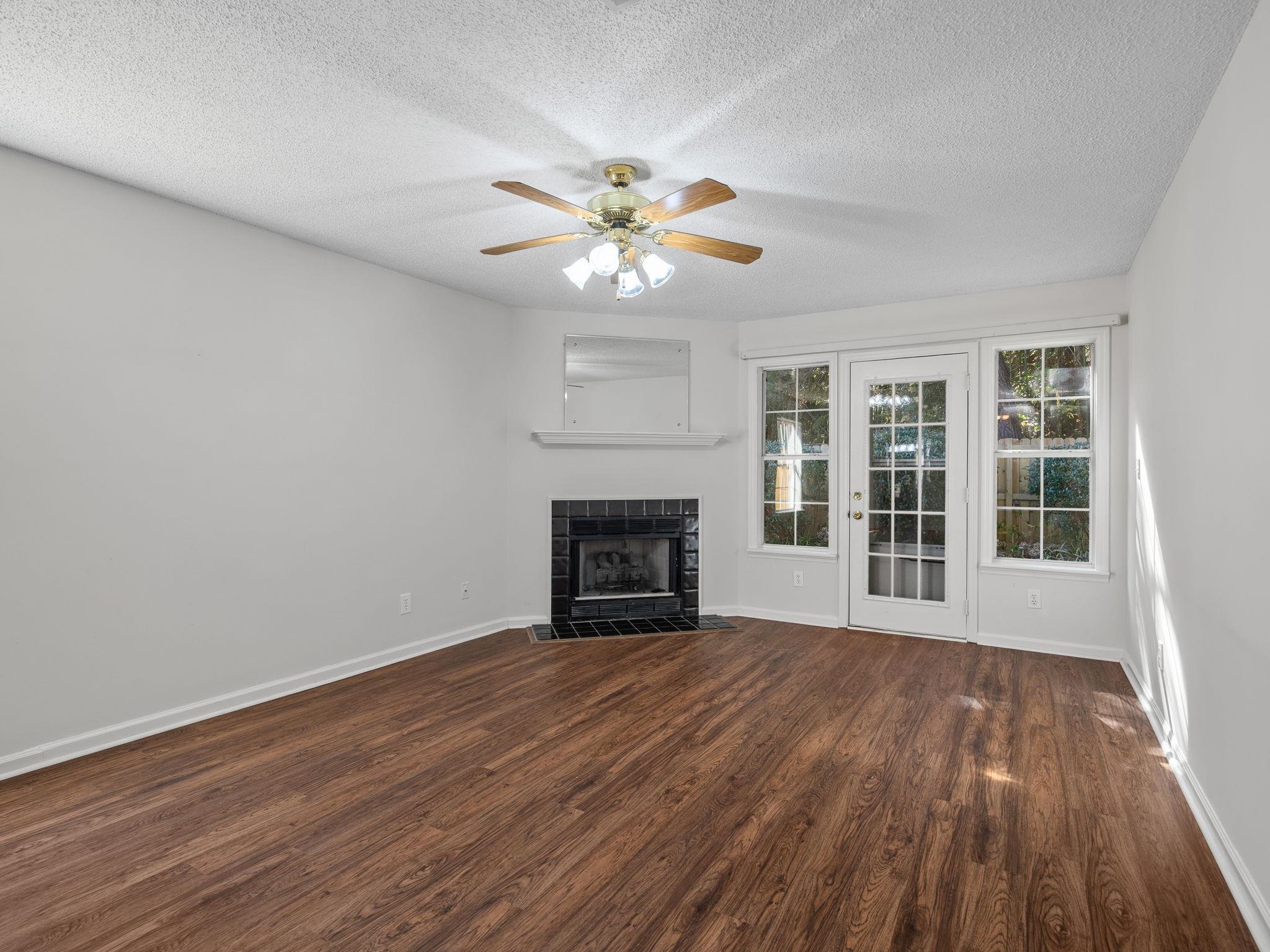 1129 Webber Way Spartanburg, SC 29307 - Photo 14 of 32