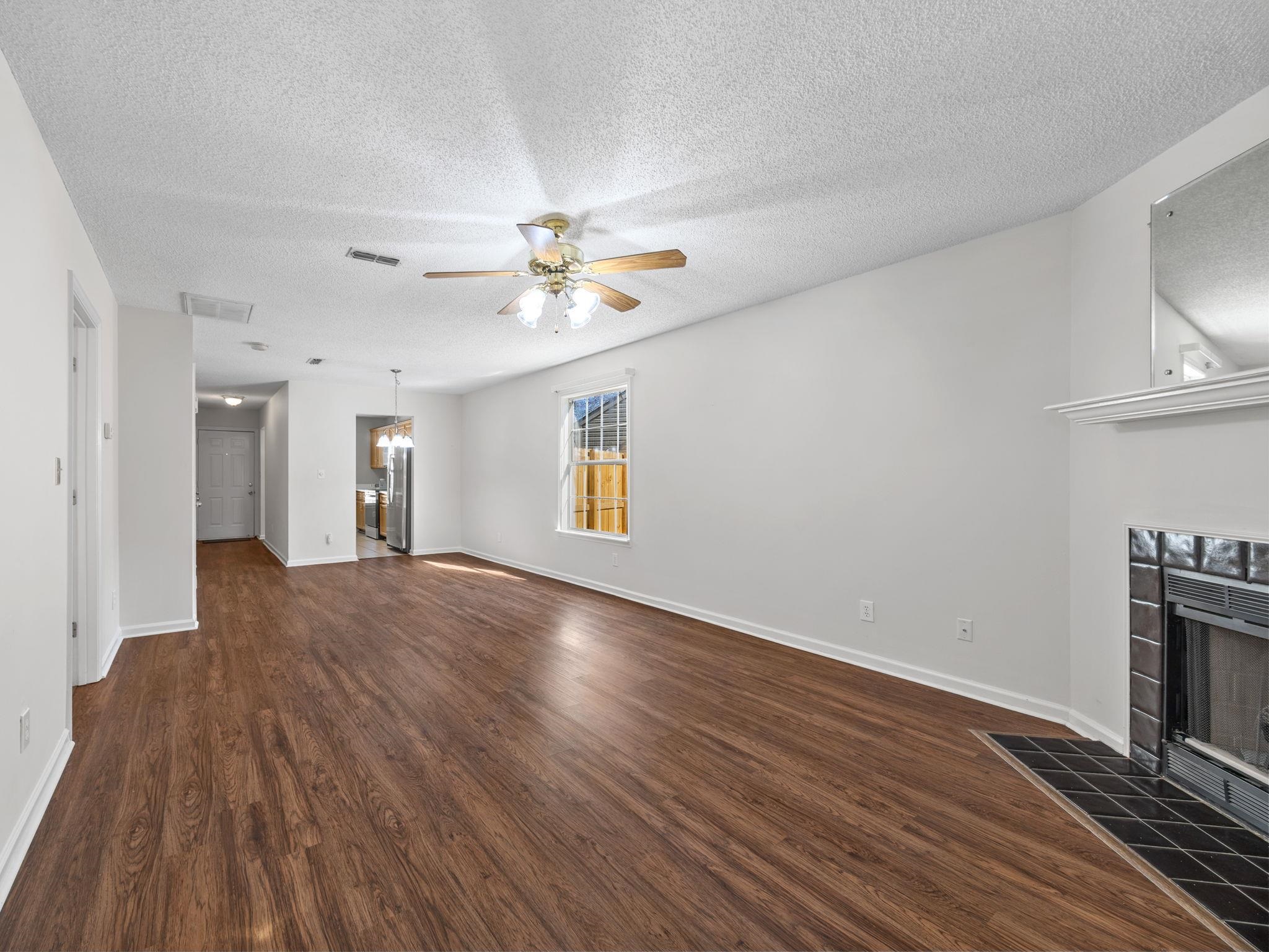 1129 Webber Way Spartanburg, SC 29307 - Photo 16 of 32