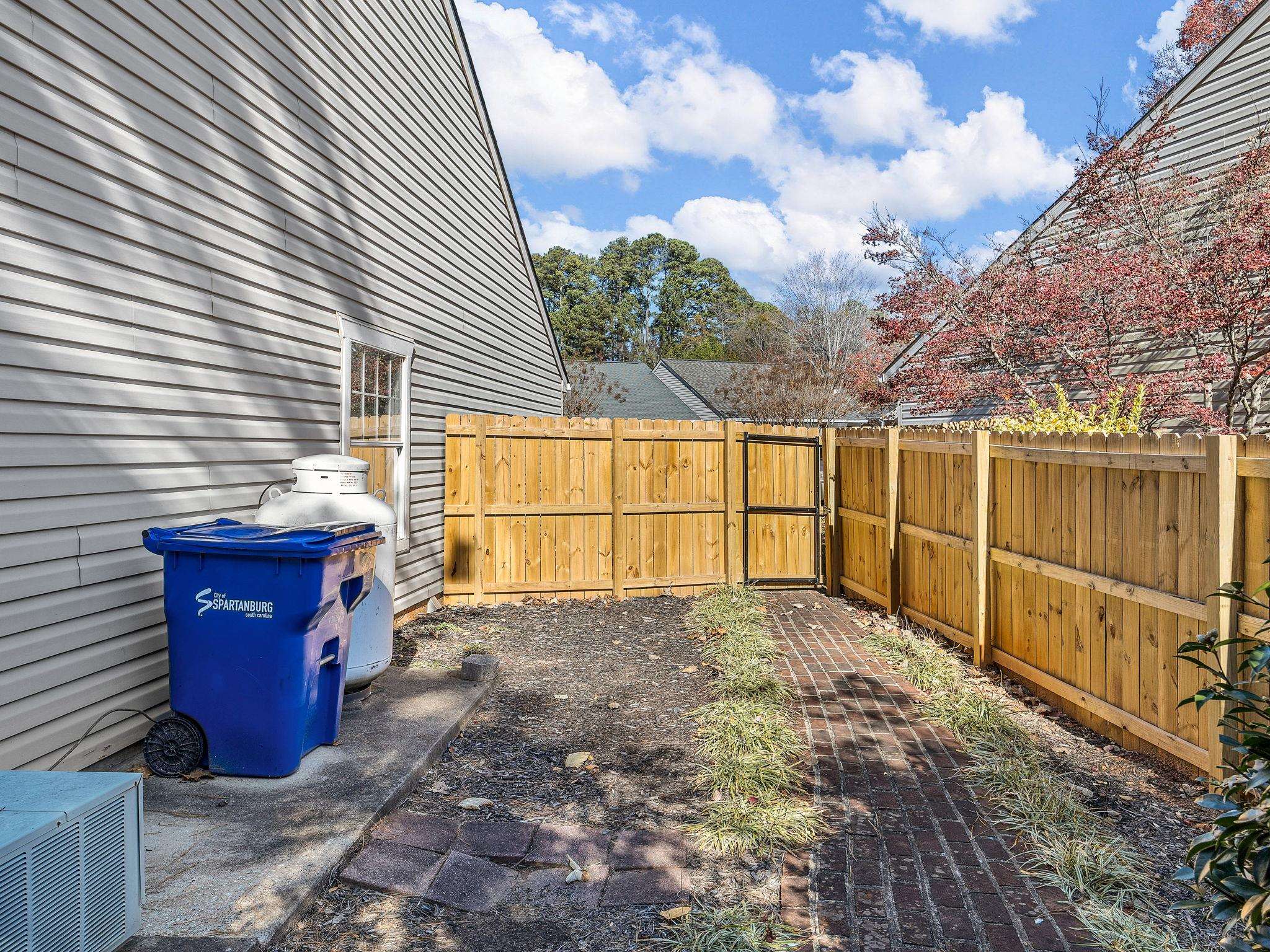 1129 Webber Way Spartanburg, SC 29307 - Photo 28 of 32