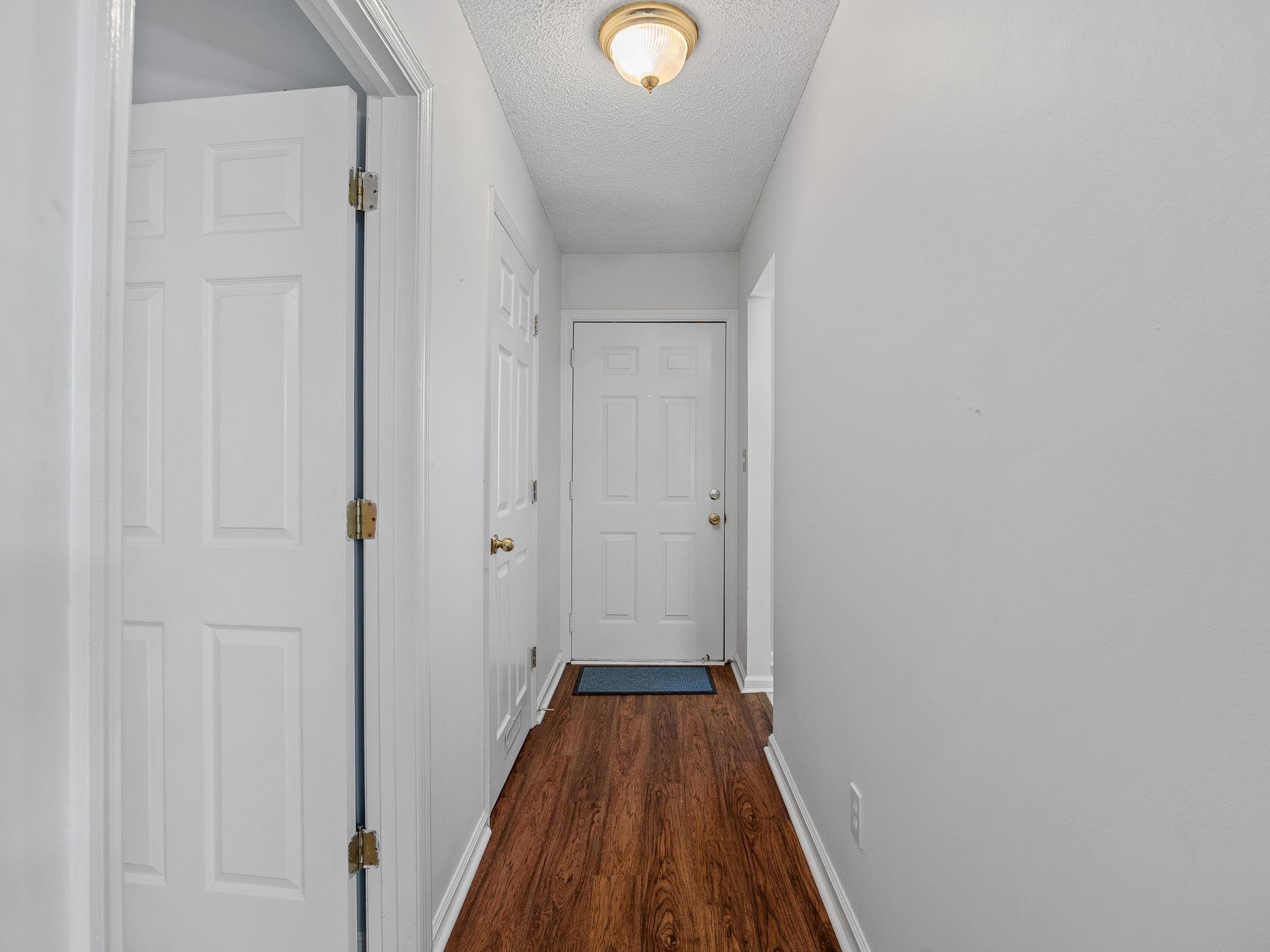 1129 Webber Way Spartanburg, SC 29307 - Photo 5 of 32