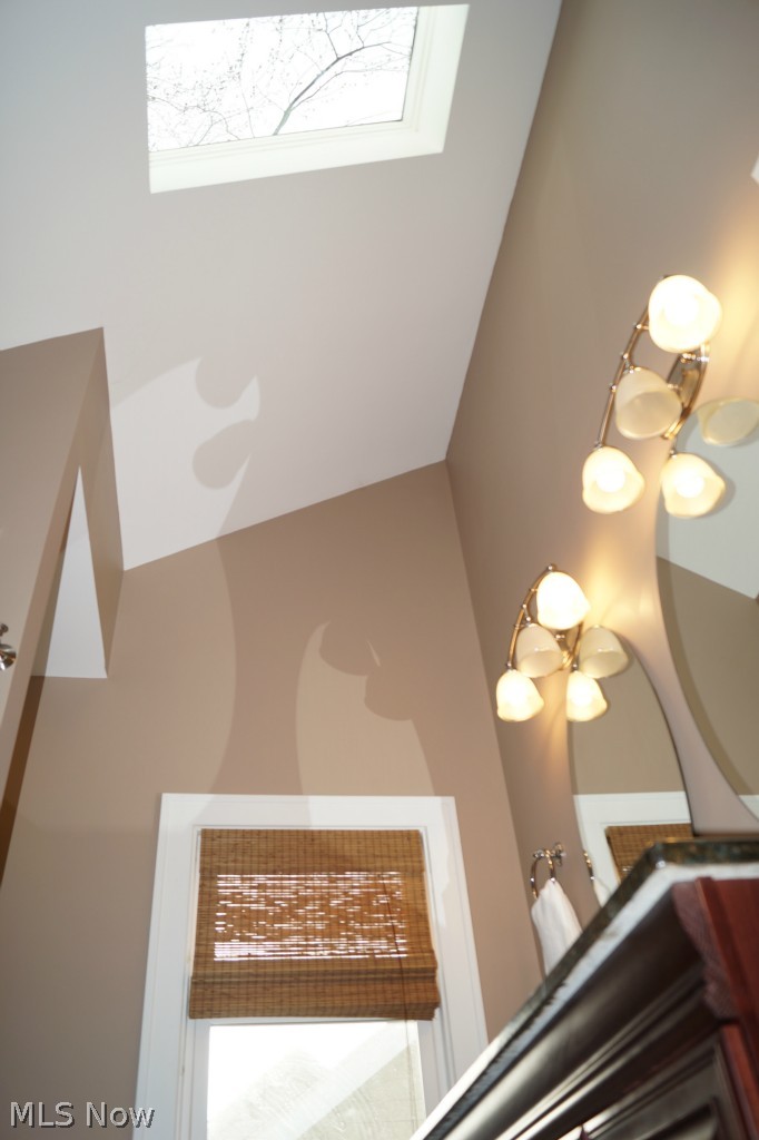 3300 Clarendon Road Cleveland, OH 44118 - Photo 18 of 25 Gallery Image 18
