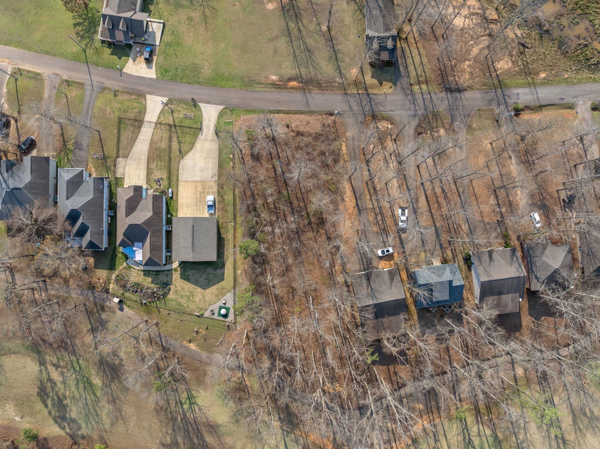 Tbd Tbd Cove Counce, TN 38326 - Photo 20 of 24 a backyard of a house