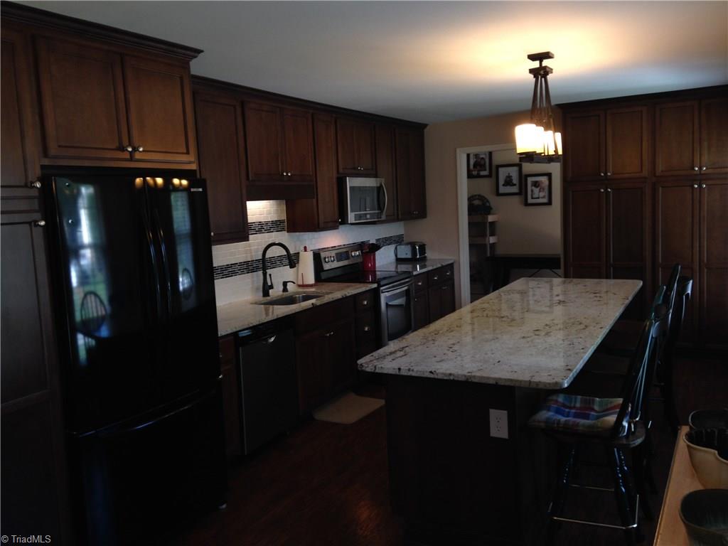 157 Roquemore Road Clemmons, NC 27012 - Photo 3 of 21 Gallery Image 3