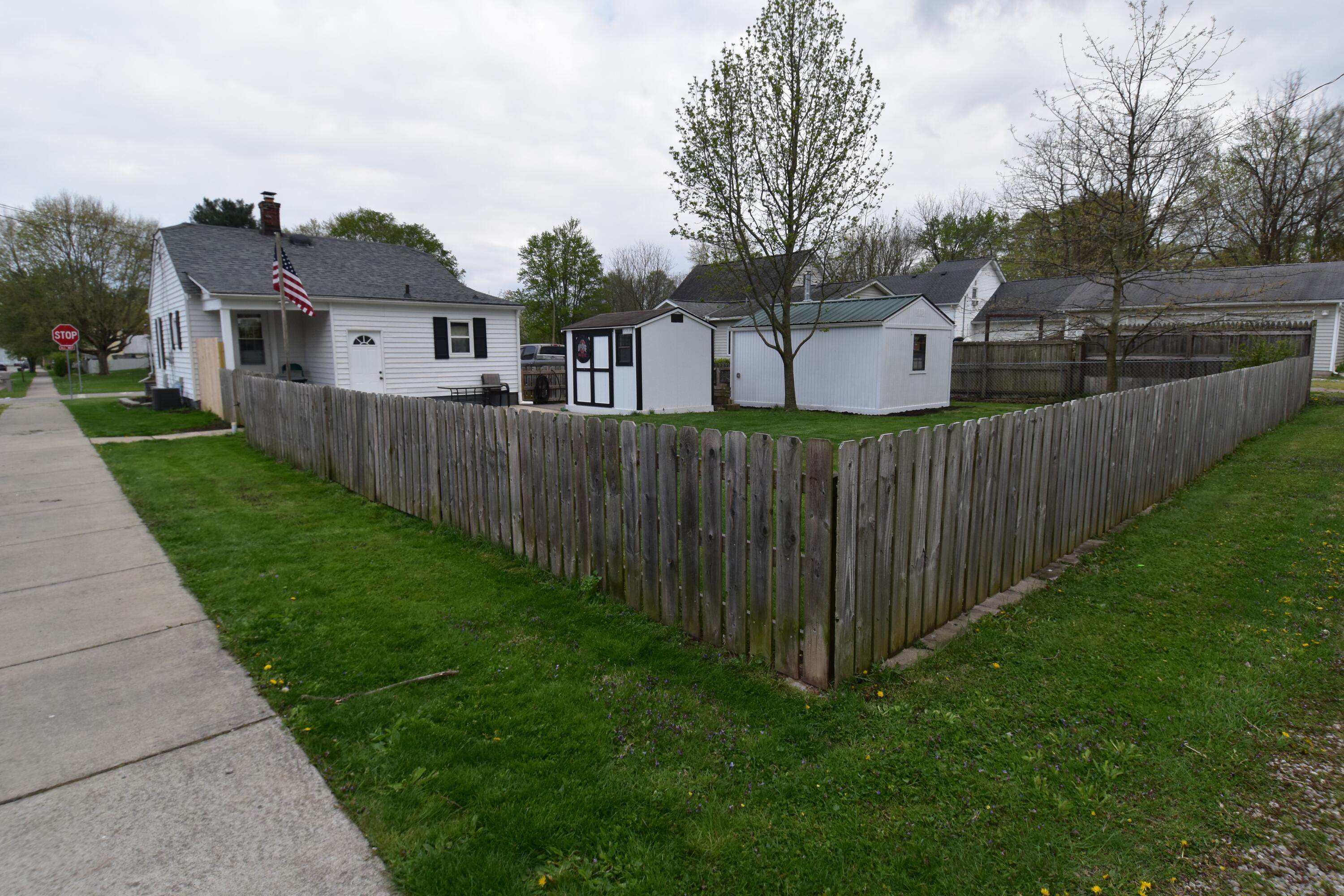 261 Spring Street Pataskala, OH 43062 - Photo 4 of 25 261 Spring St. - 2