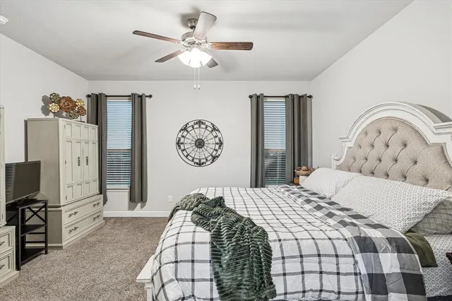 $299,900 | 155 Texasage Street, Rhome, TX 76078