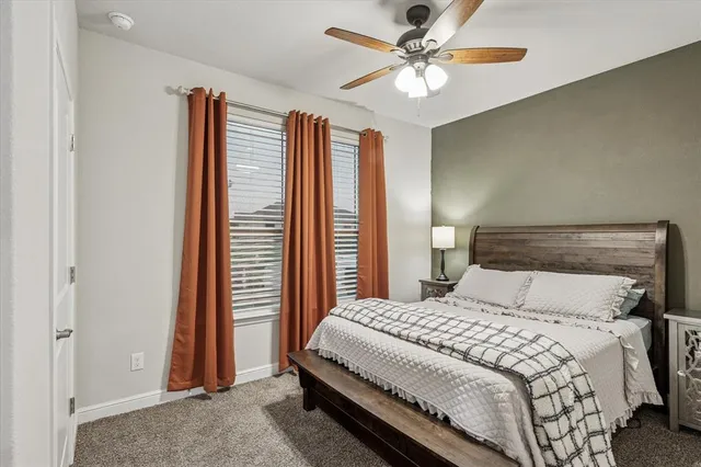 $299,900 | 155 Texasage Street, Rhome, TX 76078