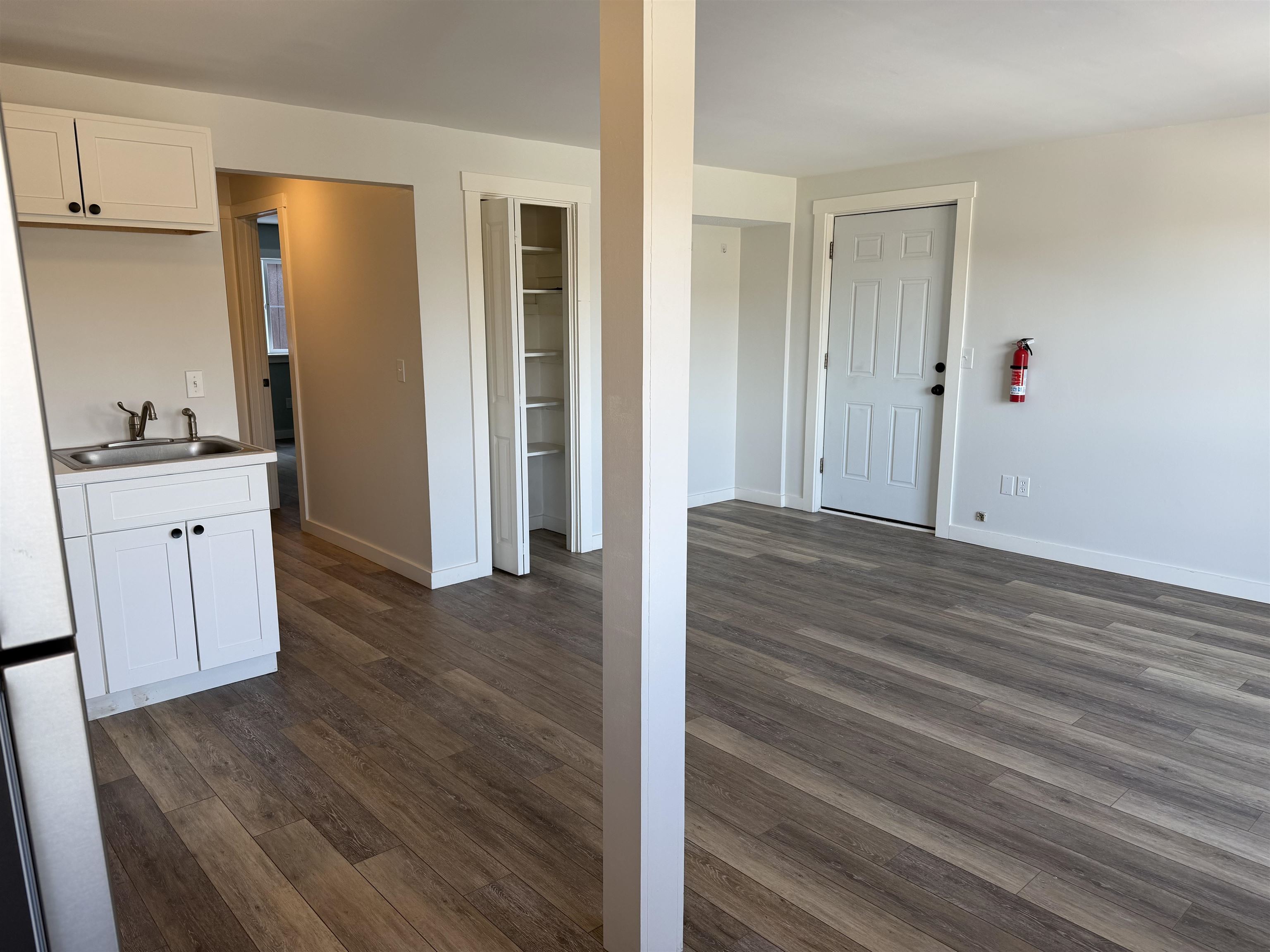 473 Maple Street, Unit 1 Stowe, VT 05672 - Photo 3 of 7