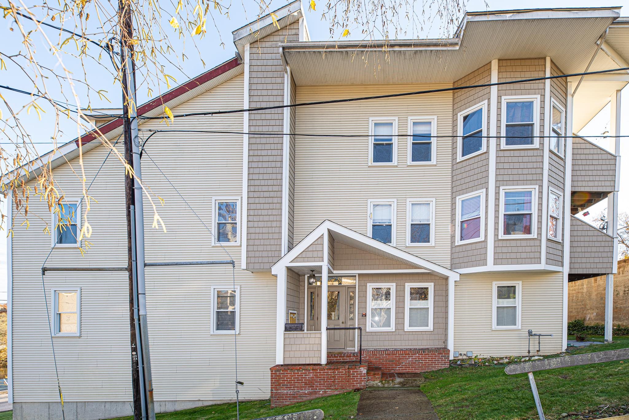25 School Street, Unit 1 Dover, NH 03820 - Photo 1 of 28