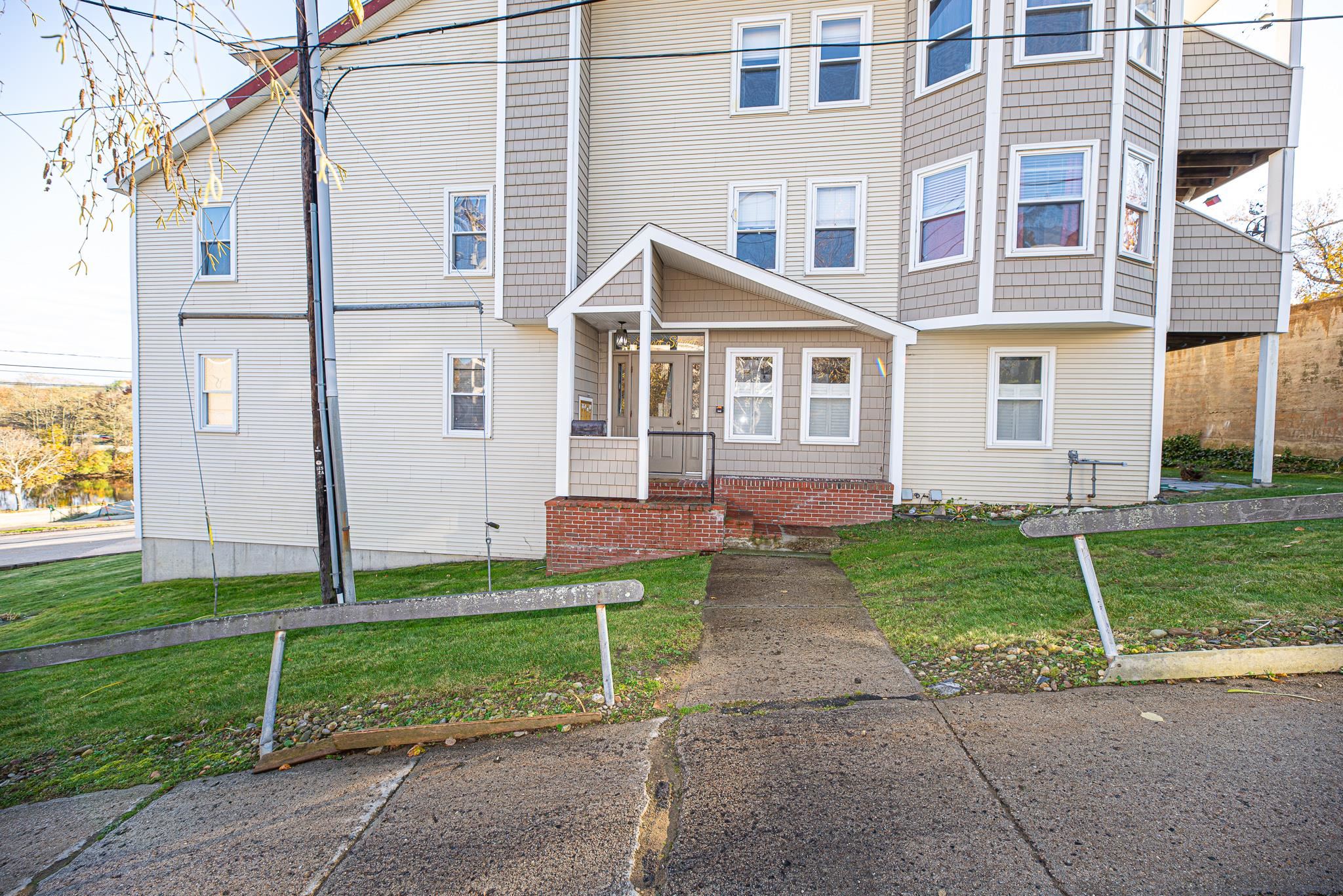 25 School Street, Unit 1 Dover, NH 03820 - Photo 22 of 28