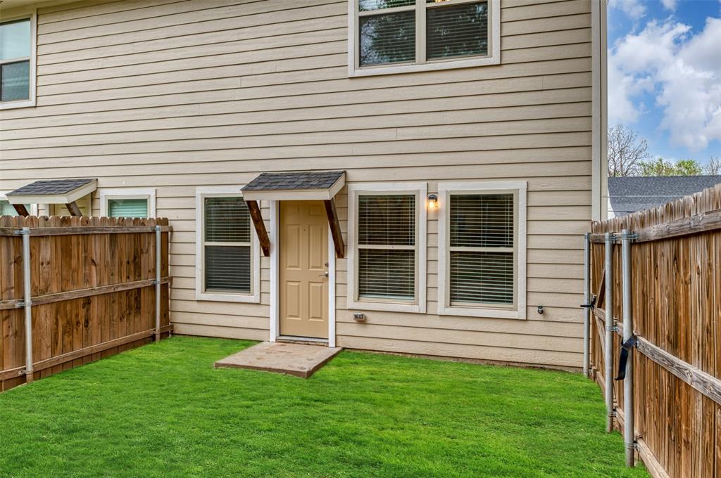 805 South 6th Street Bonham, TX 75418 - Photo 21 of 22