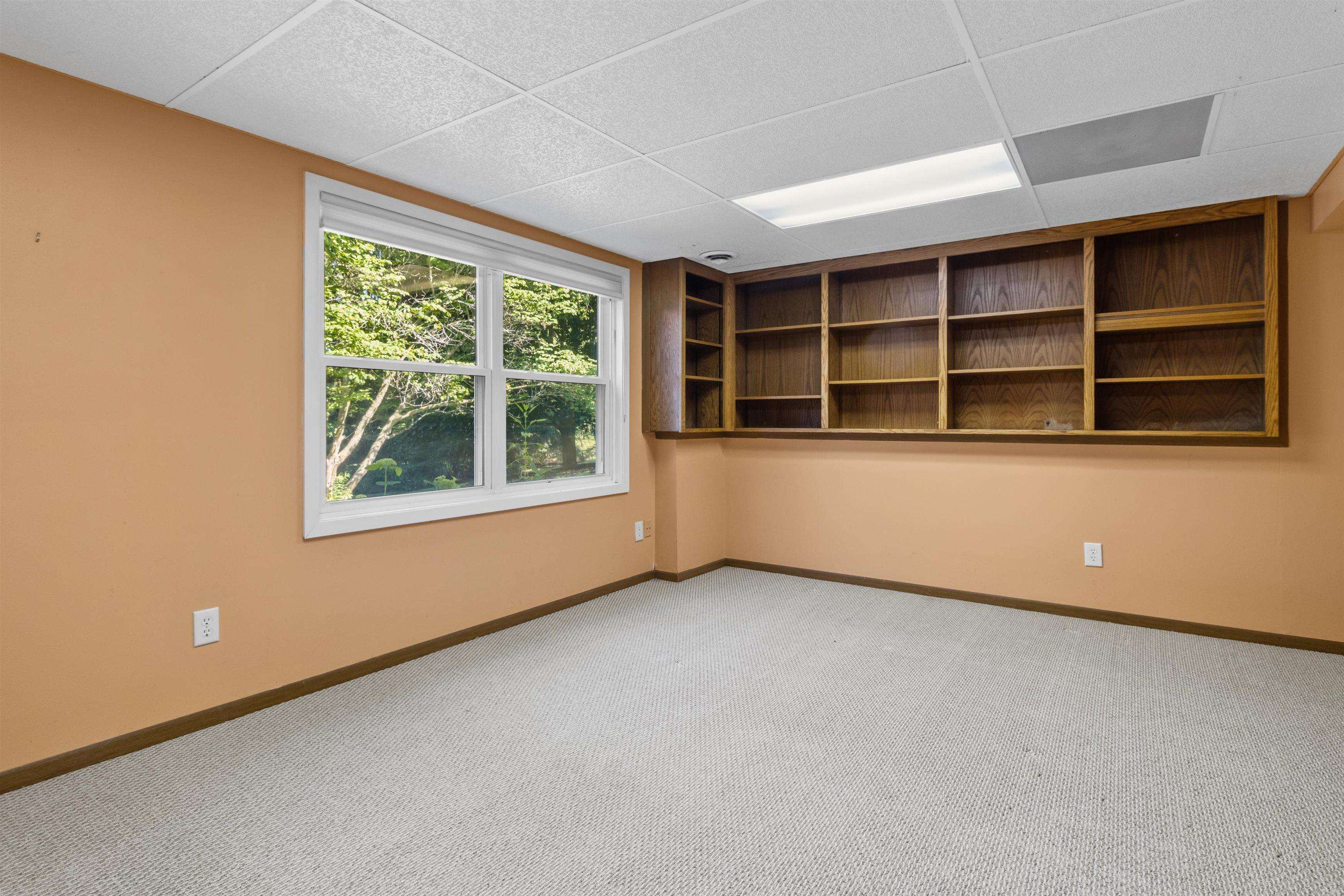2318 Whitlock Road Madison, WI 53719 - Photo 22 of 37