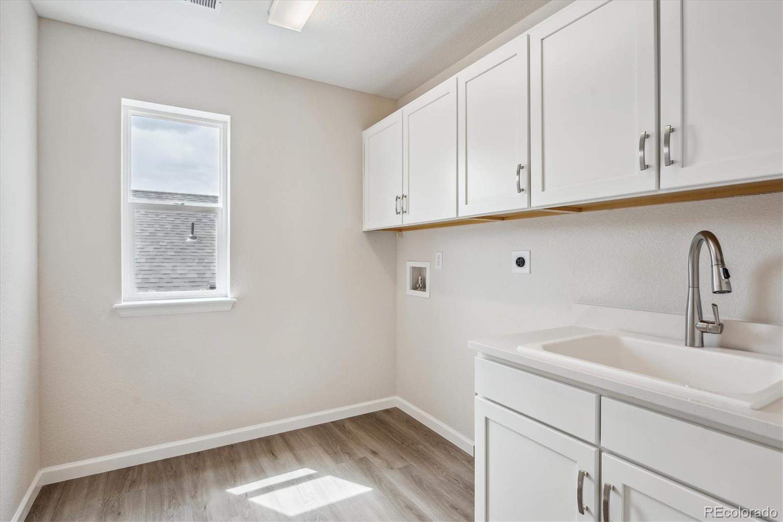 942 Rustling Street Windsor, CO 80550 - Photo 12 of 24 Gallery Image 12