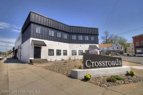 $2,895,000 | 754-756 Columbia Street, Hudson, NY 12534