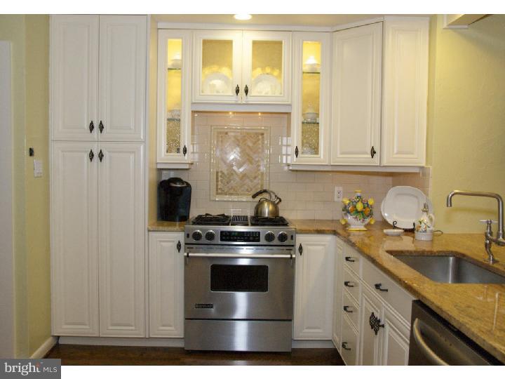 1390 Glenhardie Road Wayne, PA 19087 - Photo 5 of 22